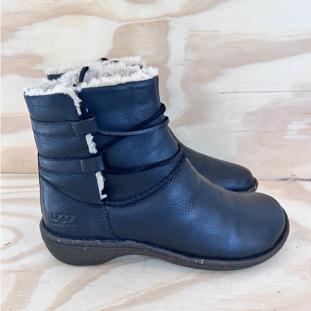 UGG Australia - Caspia Shearling - Ankle Boots - Black - Women's - 9 - S/N 1932